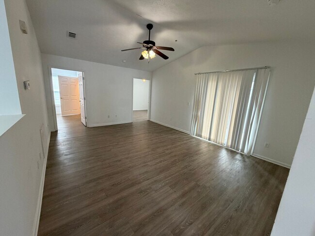 Building Photo - 9123 Laird St