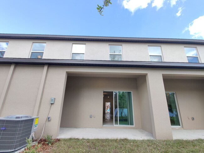 Building Photo - 21406 Darter Rd
