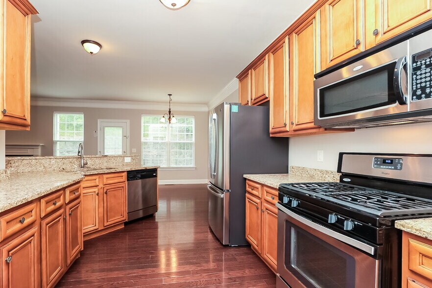 Building Photo - 2673 Avery Park Dr