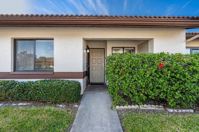 Building Photo - 7360 Ulmerton Rd