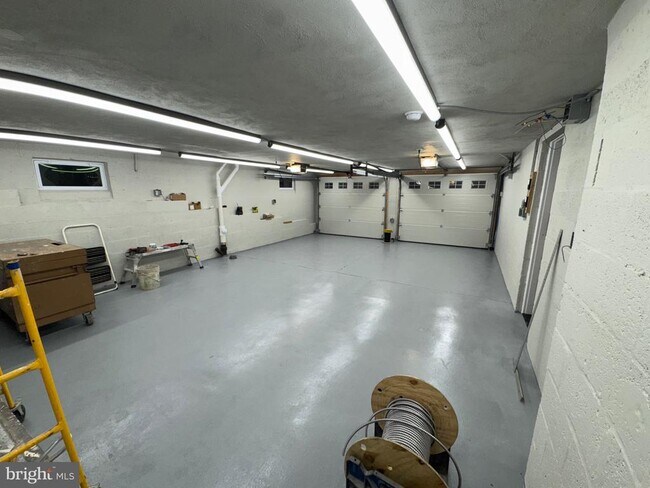 Building Photo - 55 Apple Hill Rd