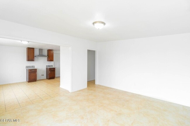 Building Photo - 8620 Campana Ct