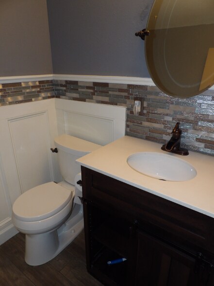 Building Photo - 226 W Rockrimmon Blvd