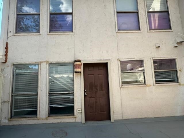 Building Photo - 101 W Del Mar Blvd