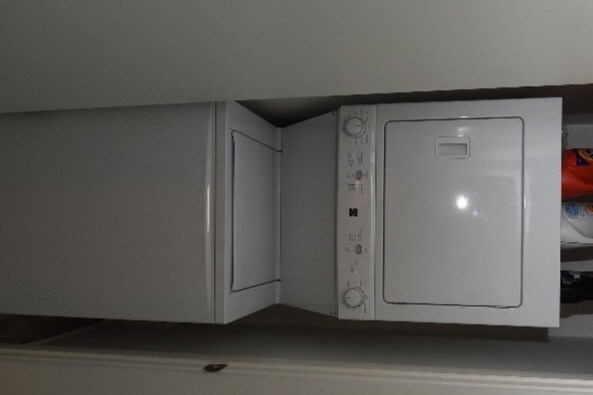 Building Photo - 1509 Cabrillo Ave