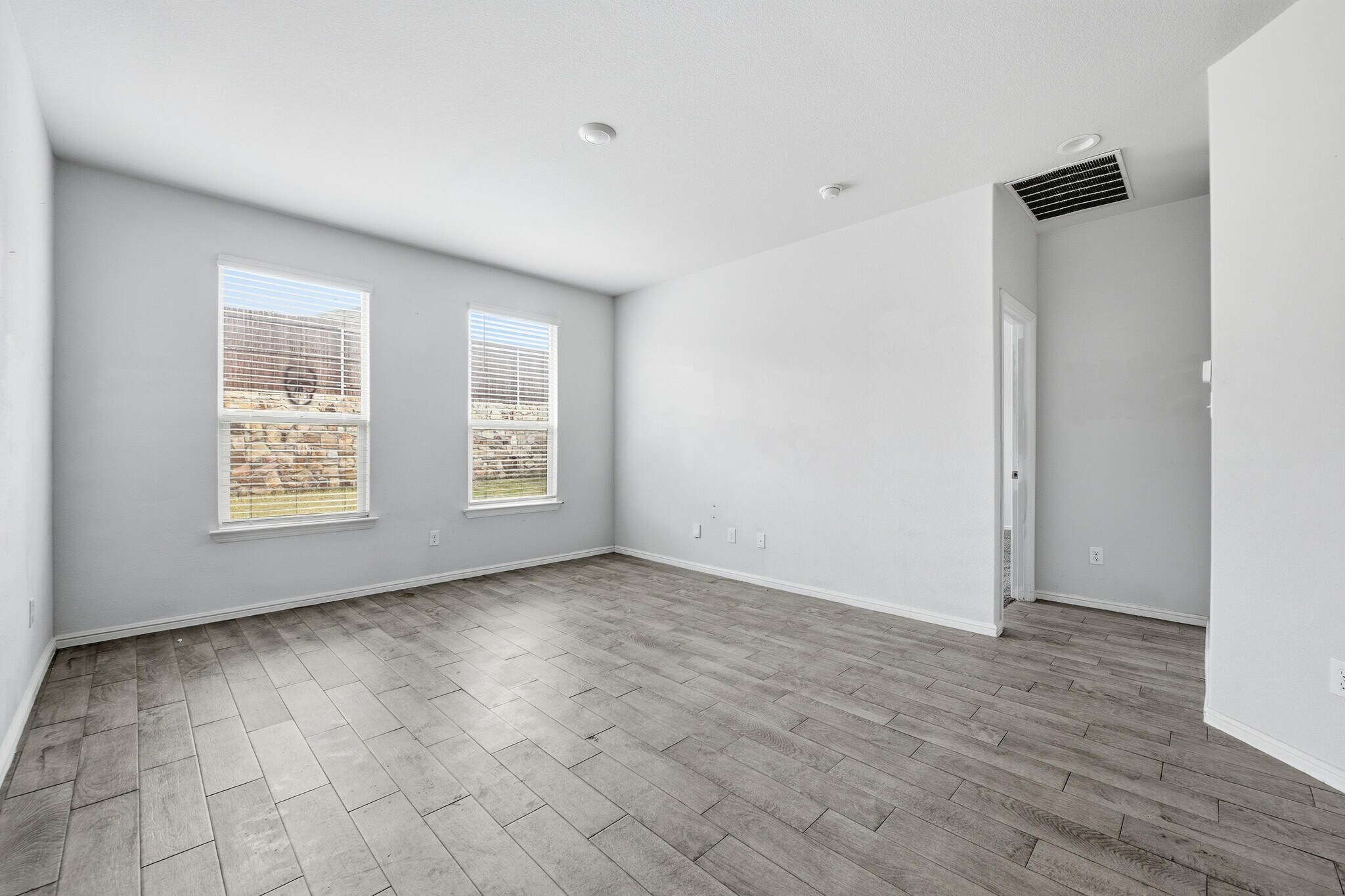 Building Photo - 8520 Trickham Bnd