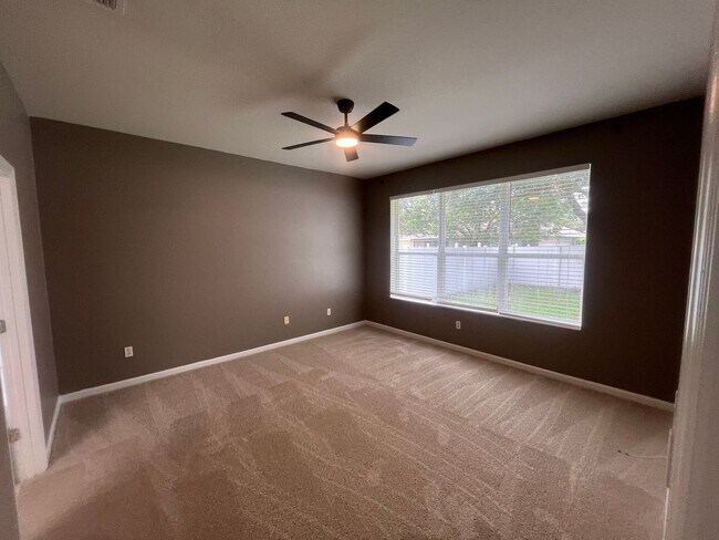 Building Photo - 13244 Strode Ln