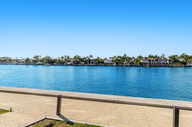 Building Photo - 6620 Indian Creek Dr