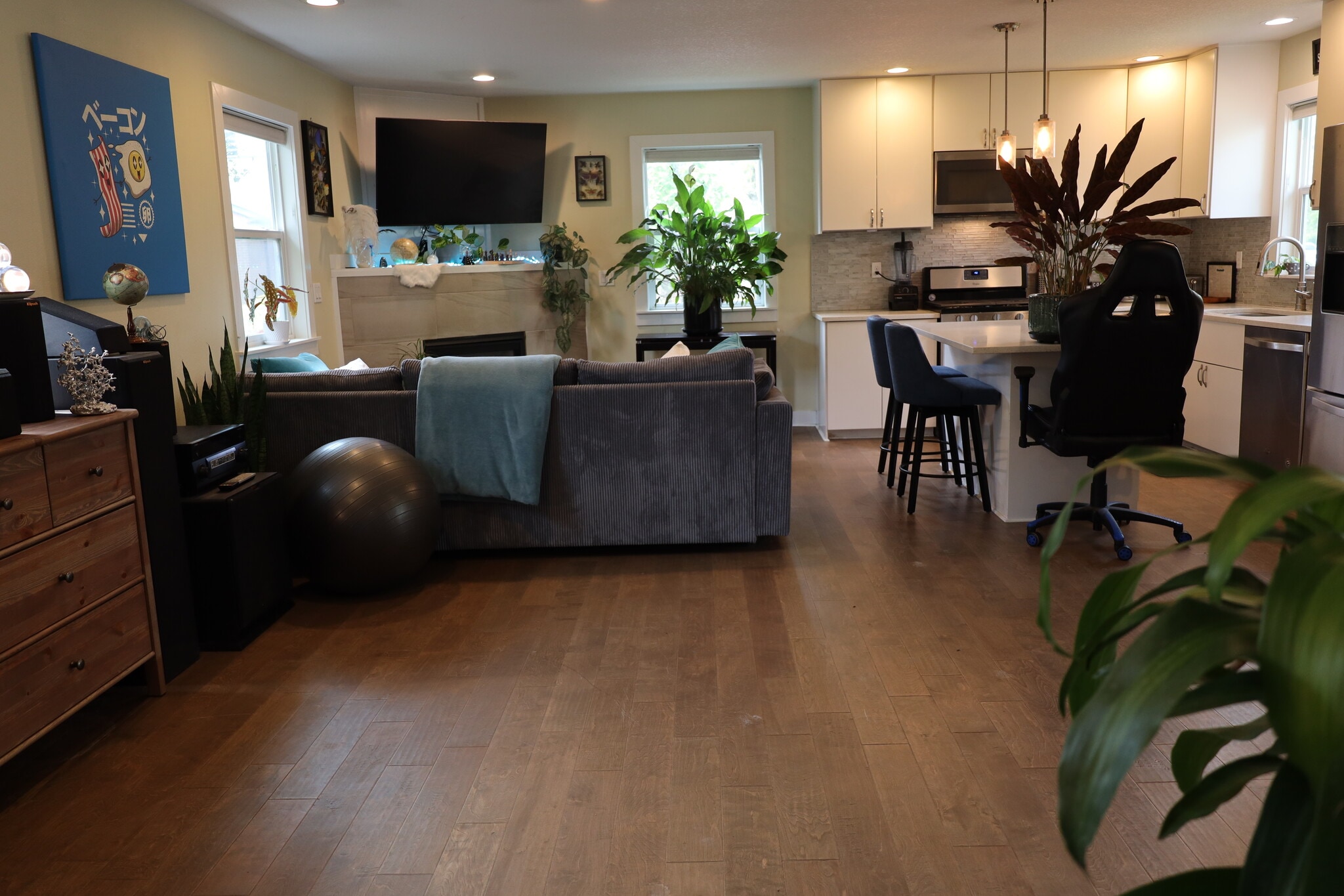 Building Photo - 712 SE 42nd Ave