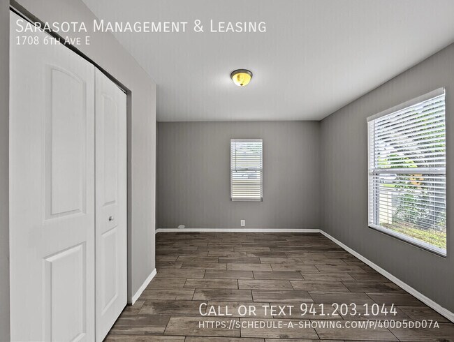 Building Photo - 1708 6th Ave E