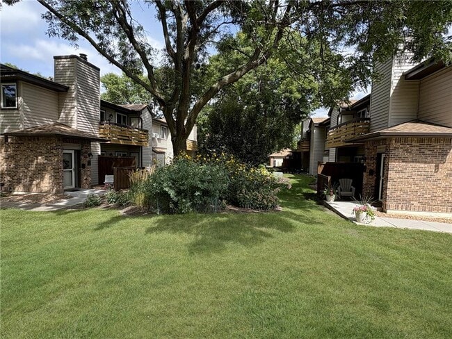 Building Photo - 310 Ford Rd