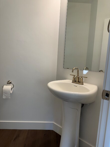 Building Photo - 1984 N 3830 W