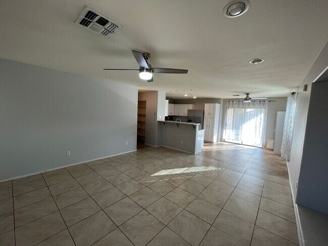 Building Photo - COMING SOON! Gorgeous 3 Bed 2 Bath in Buck...