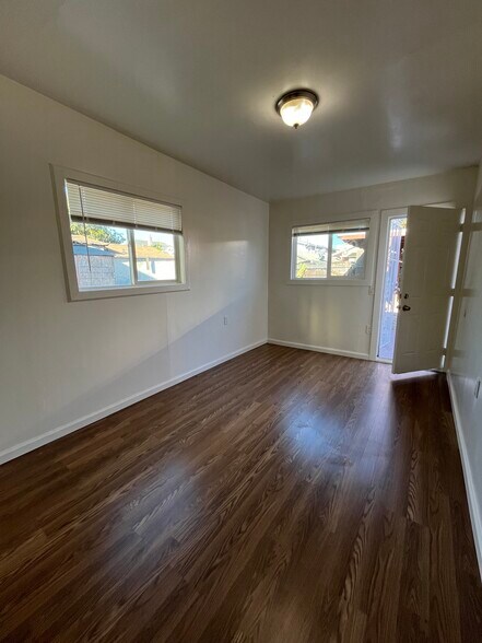 Building Photo - 1349 94th Ave