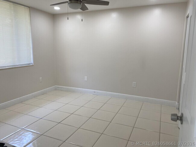 Building Photo - 4501 Fountains Dr S