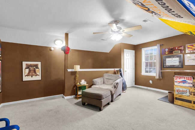 Building Photo - 158 Oakley Dr