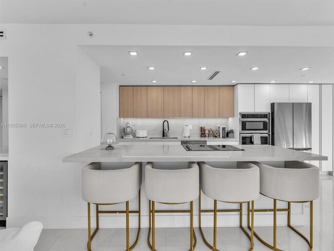 Building Photo - 19707 Turnberry Way