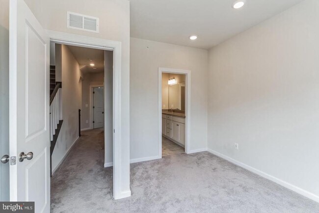 Building Photo - 8159 Tompkins St