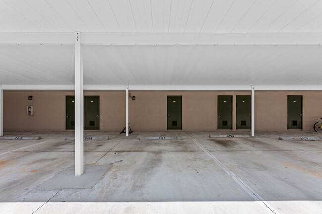 Building Photo - Annual rental unfurnished in Estero!!!