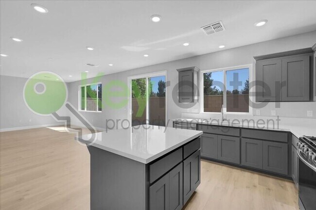 Building Photo - 1488 Westwind Wy