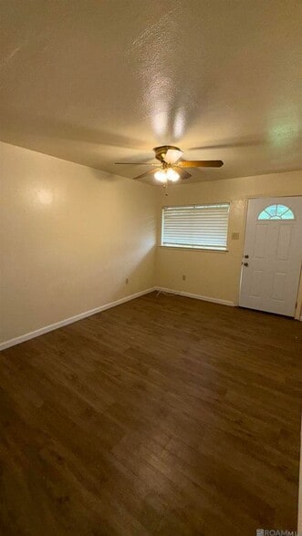 Building Photo - 2457 Desoto Dr