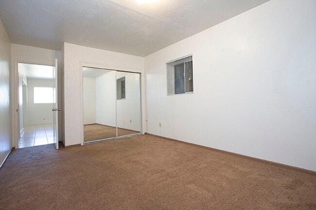 Building Photo - 3536 Wawona Dr