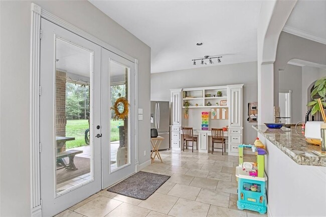 Building Photo - 29006 Reserve Bend Dr
