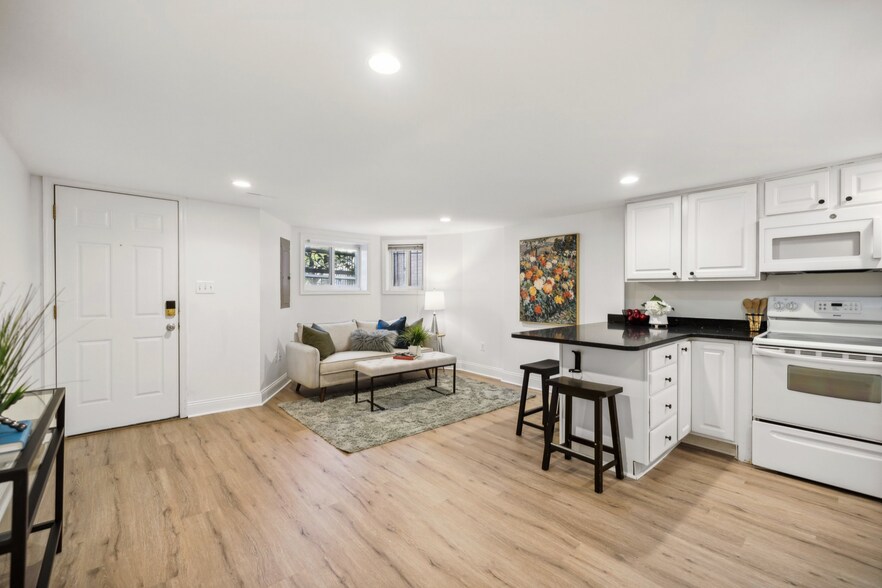 Primary Photo - 34 T St NW