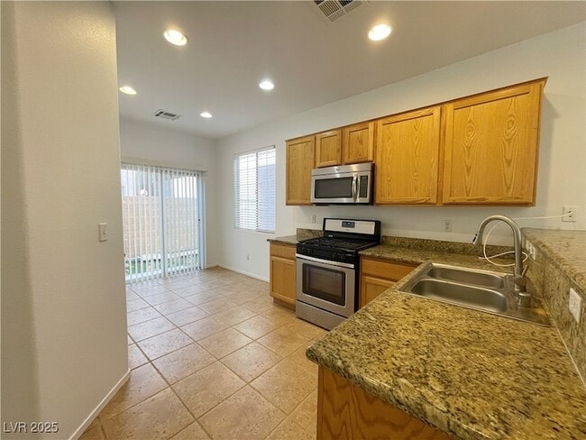 Building Photo - 9758 W Hanover Grove Ave