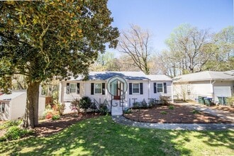 Building Photo - FULLY RENOVATED 2 Bedroom House close to I...