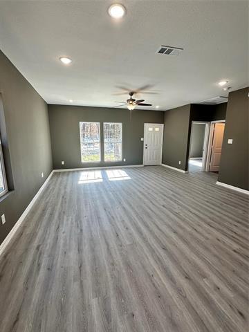 Building Photo - 118 Red Bird Ln