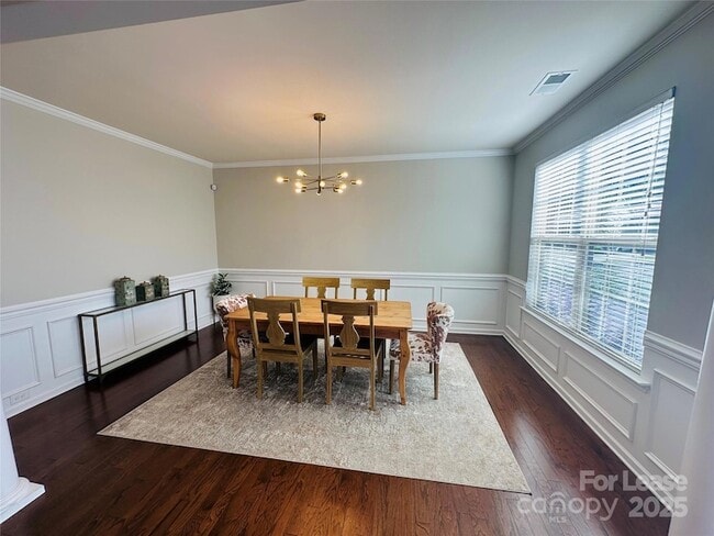 Building Photo - 428 Moses Dr