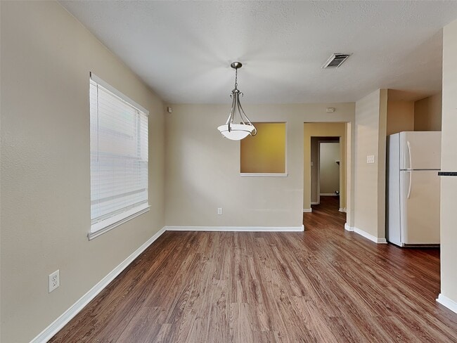 Building Photo - 12406 Westwold Dr