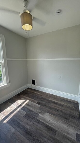 Building Photo - 401 N McKean St