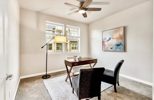 Building Photo - 17181 SW Snowdale St