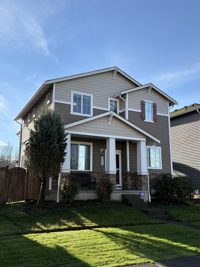 Building Photo - 1234 51st St NE