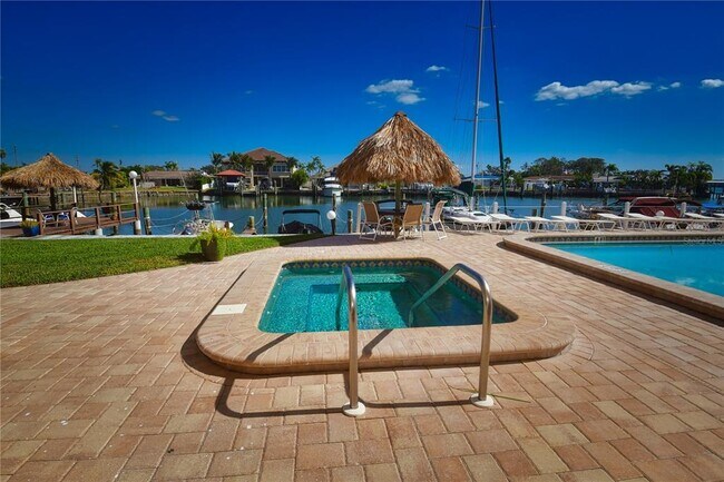 Building Photo - 51 Island Way