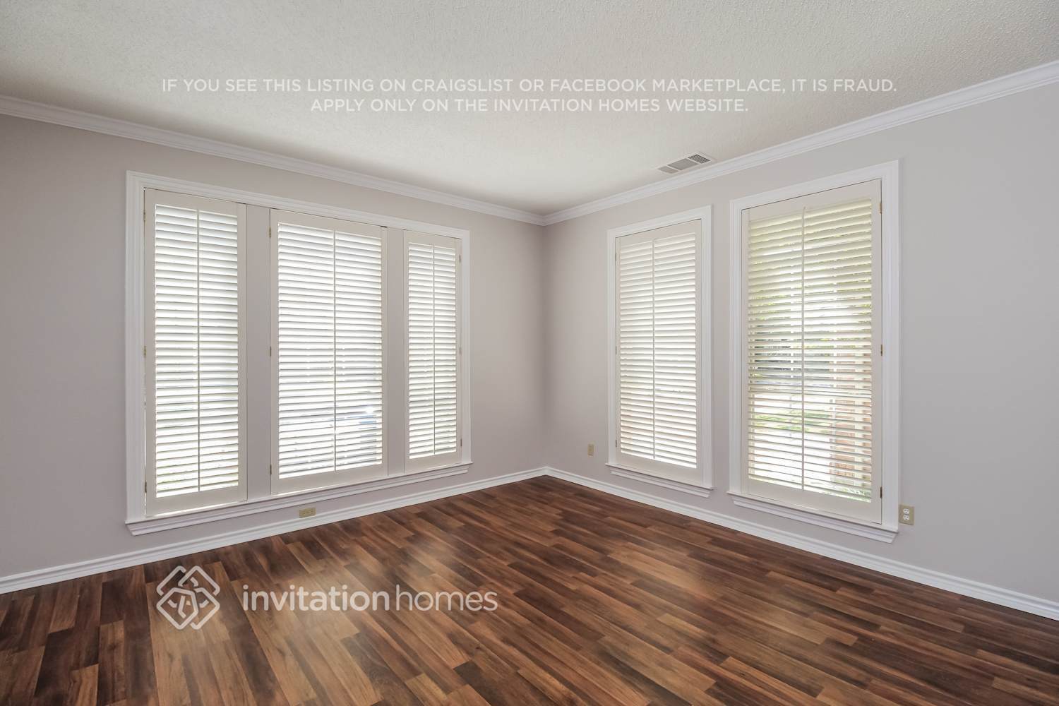 Building Photo - 18749 Vista Del Sol