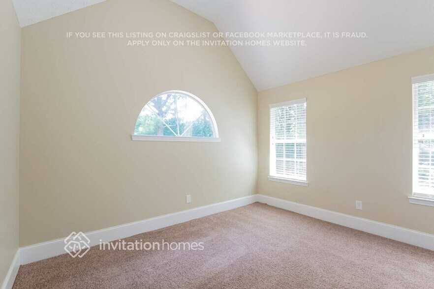 Building Photo - 15 Candlewood Ct