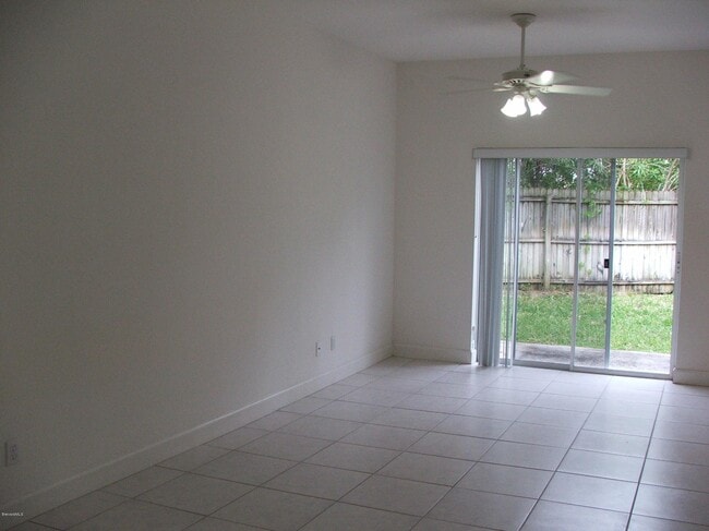 Building Photo - 7957 Evelyn Ct