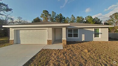 Building Photo - Brand New Comfortable 3 bedroom with Pract...