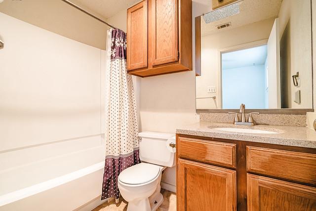 Building Photo - 7825 Beauregard Cir