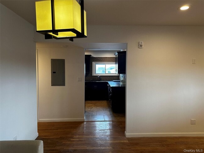 Building Photo - 4261 Austin Blvd