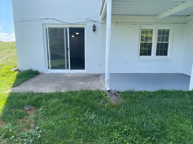 Building Photo - Carefree