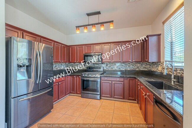 Building Photo - 39347 S Old Arena Dr