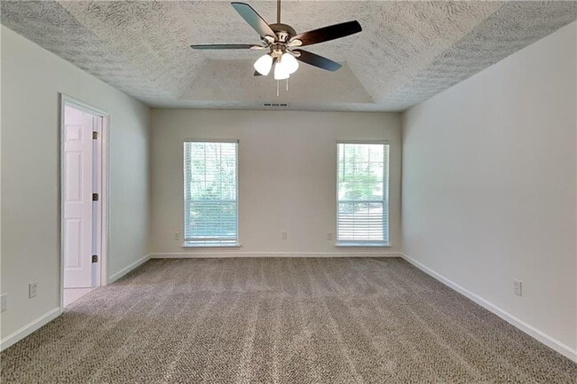 Building Photo - 5784 Shoal Creek Dr