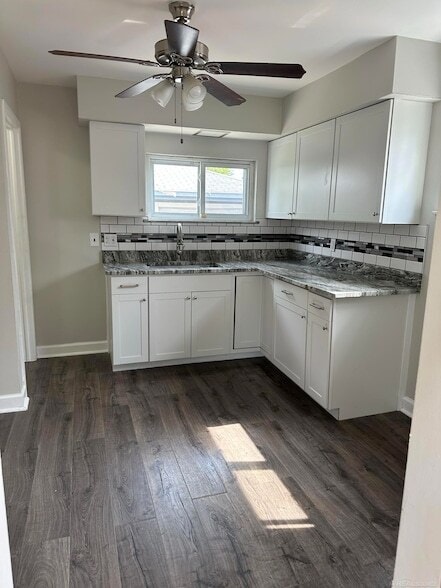 Building Photo - 26300 Fernwood St