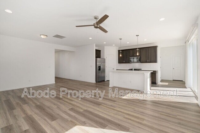 Building Photo - 2418 Cottongrass Ave