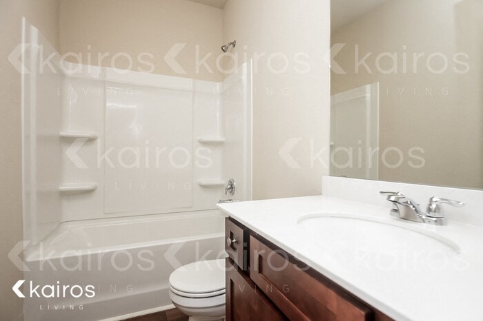 Building Photo - 18532 Wiregrass Dr
