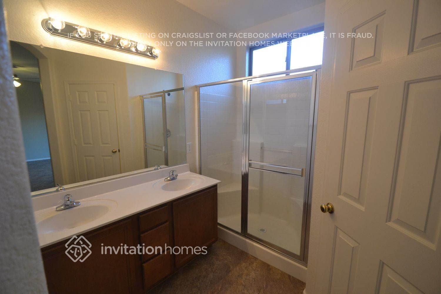 Building Photo - 12838 W Apodaca Dr